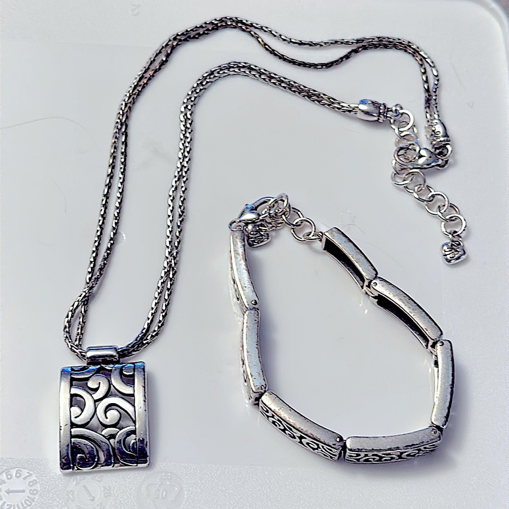 Brighton 2 piece Set Necklace and Bracelet